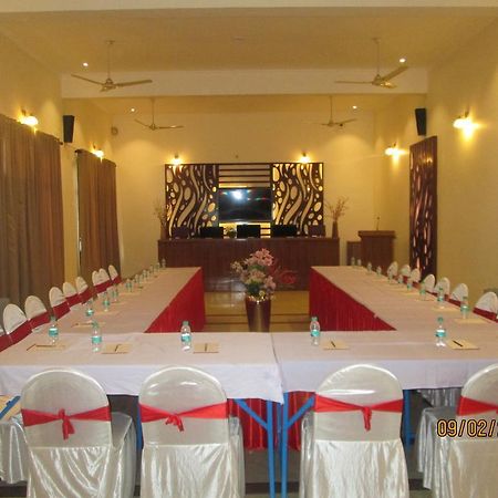 Harshikhar Hotel Bhīm Tāl Extérieur photo