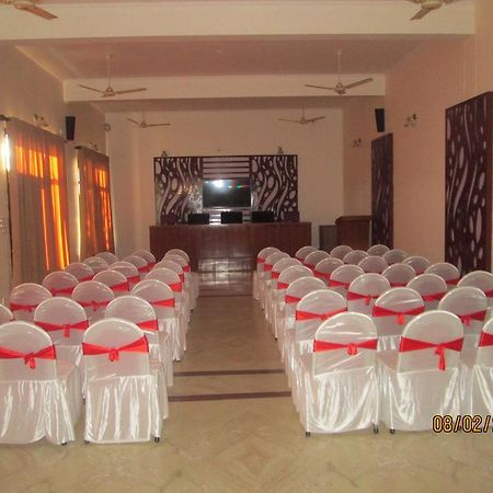 Harshikhar Hotel Bhīm Tāl Extérieur photo