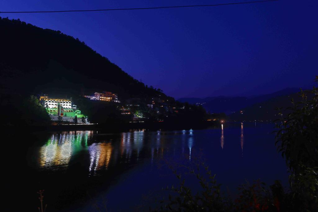 Harshikhar Hotel Bhīm Tāl Extérieur photo