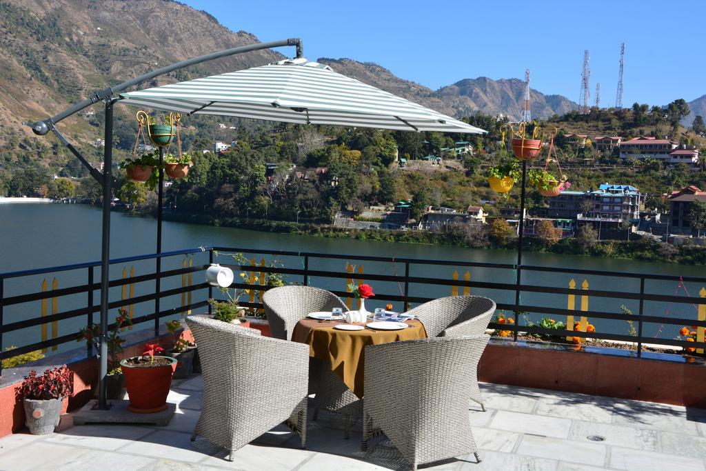 Harshikhar Hotel Bhīm Tāl Extérieur photo