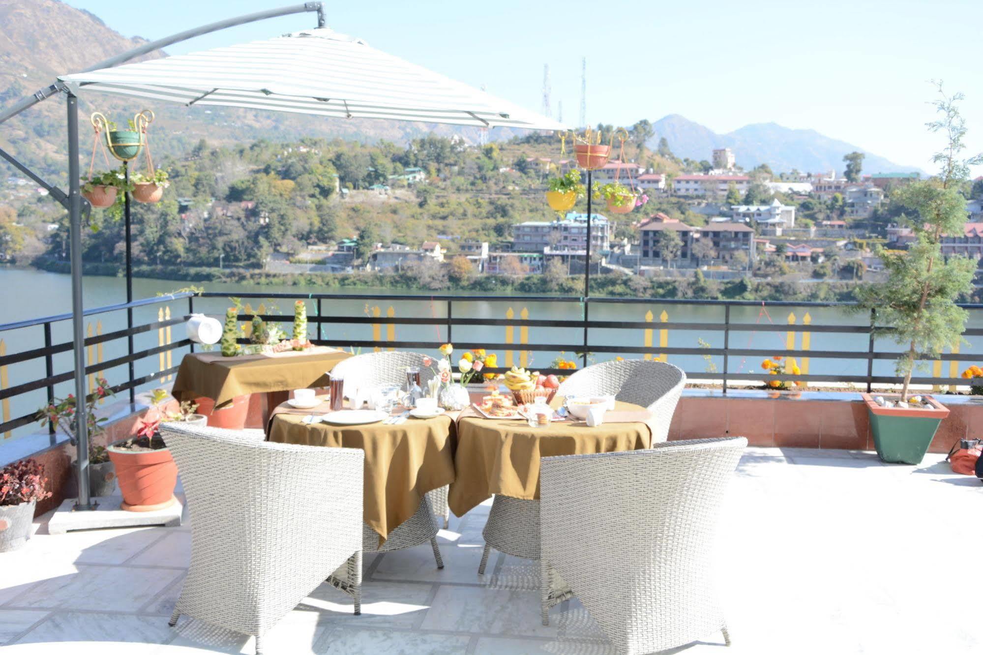 Harshikhar Hotel Bhīm Tāl Extérieur photo