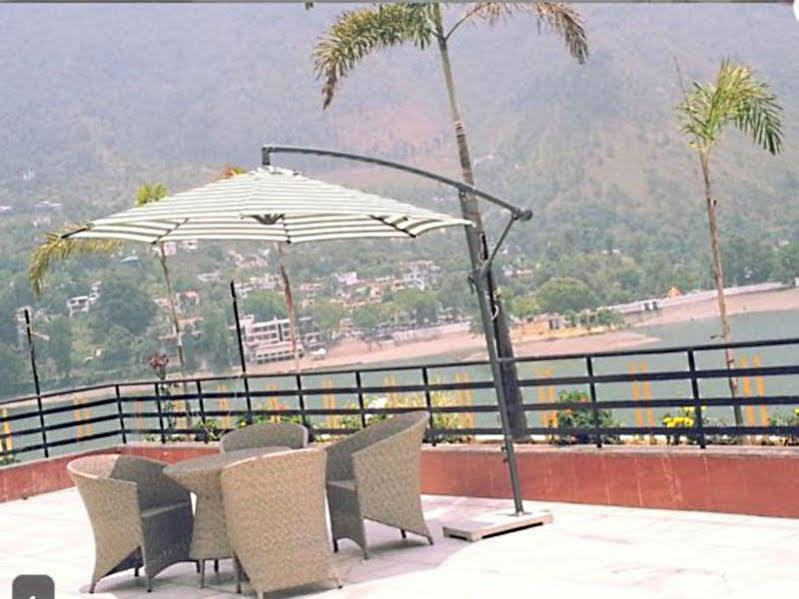 Harshikhar Hotel Bhīm Tāl Extérieur photo